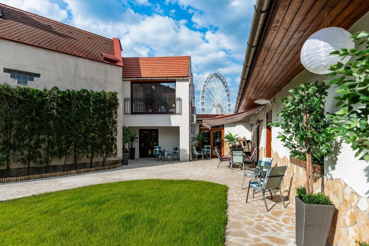 Egri Vitezek Apartman Provance Lakresz Apartment 0*, Eger Hungary