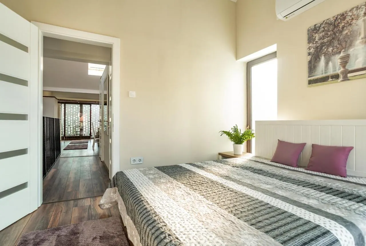 Egri Vitezek Apartman Provance Lakresz Apartment